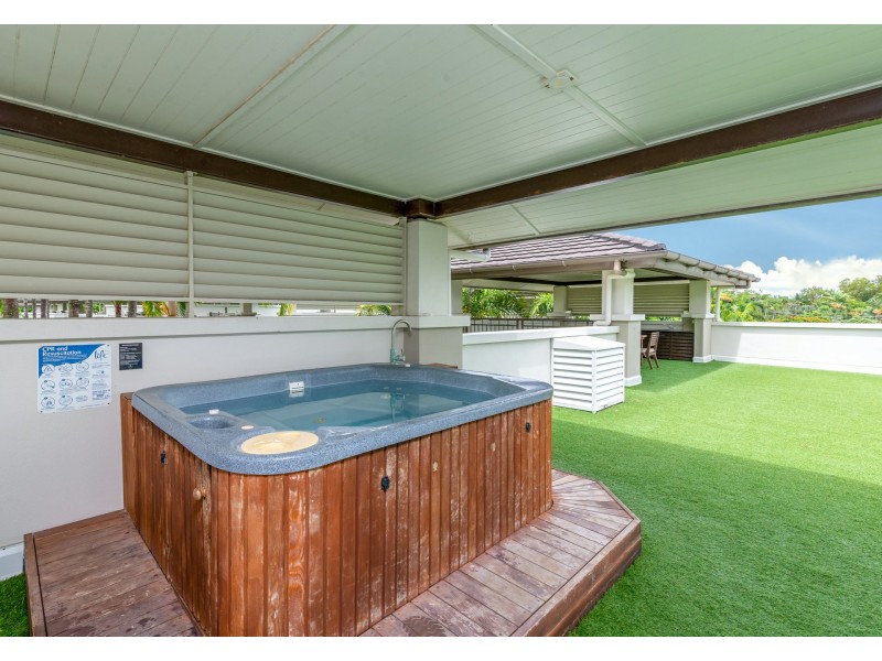 262 & 263 Sea Temple/22 Mitre Street, Port Douglas QLD 4877