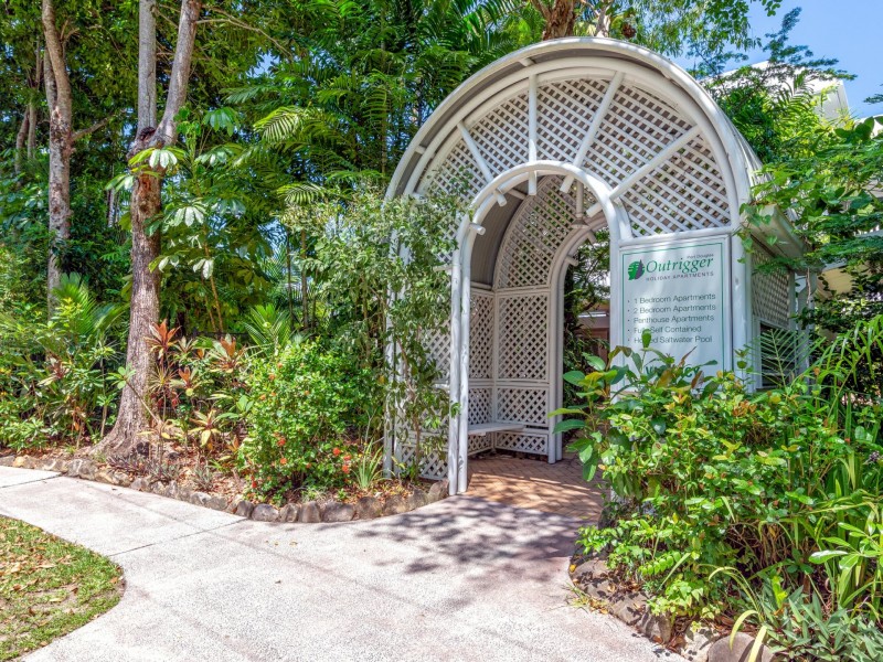 17 Outrigger/16-18 Mudlo Street, Port Douglas QLD 4877