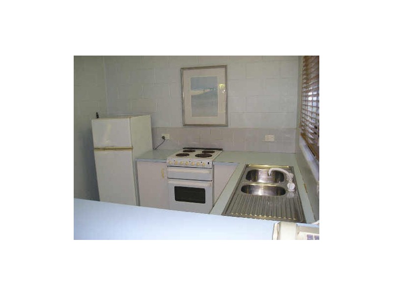 1 Brolga/6-8 St. Crispins Avenue, Port Douglas QLD 4877