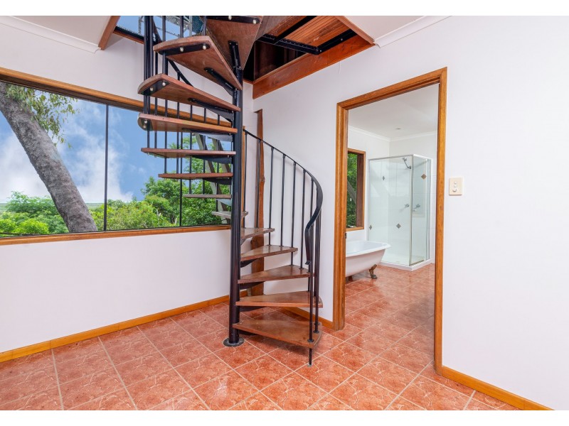 50 Ocean View Road, Killaloe QLD 4877