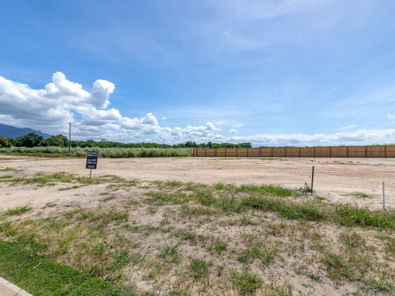 5 Kurrubal Close, Cooya Beach QLD 4873