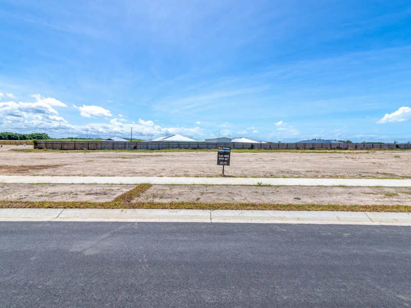 24 Barrbal Drive, Cooya Beach QLD 4873