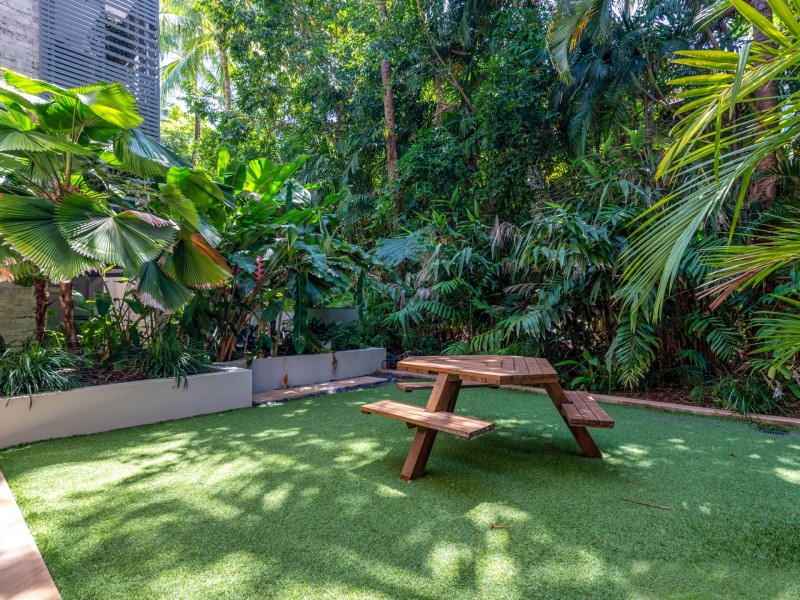 211 Coconut Grove/56 Macrossan Street, Port Douglas QLD 4877