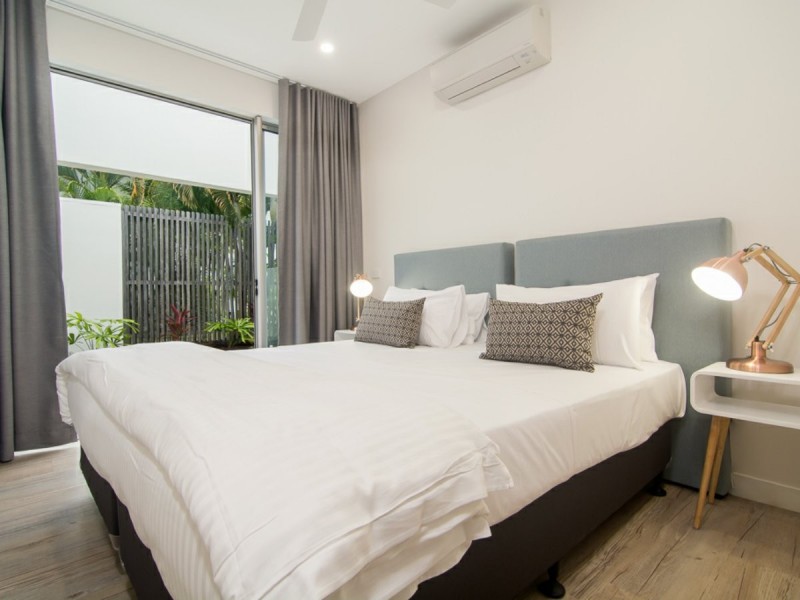 16 Pool/19 St Crispins Avenue, Port Douglas QLD 4877
