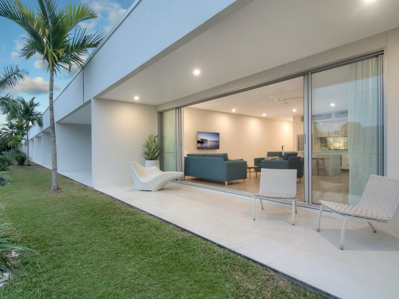 16 Pool/19 St Crispins Avenue, Port Douglas QLD 4877