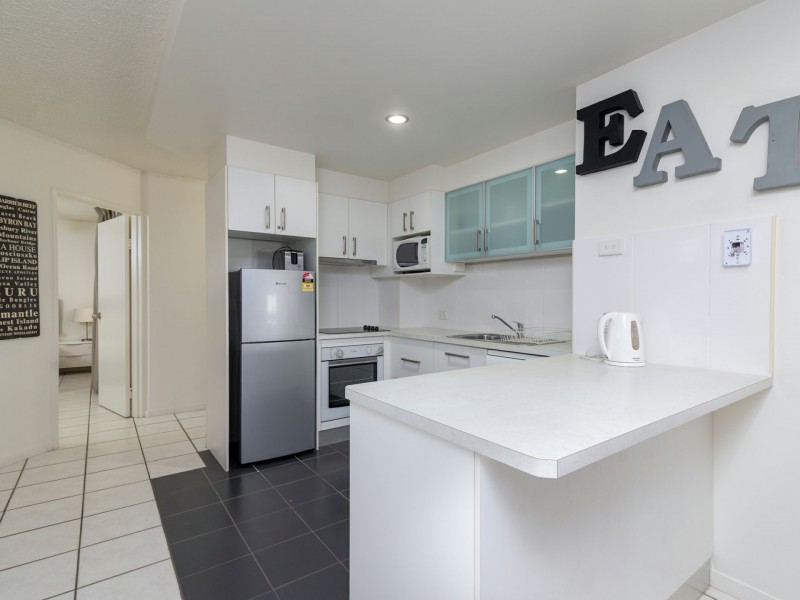 8 Queenslander/8-10 Mudlo Street, Port Douglas QLD 4877