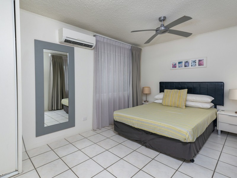8 Queenslander/8-10 Mudlo Street, Port Douglas QLD 4877