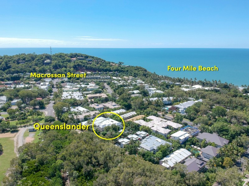 8 Queenslander/8-10 Mudlo Street, Port Douglas QLD 4877