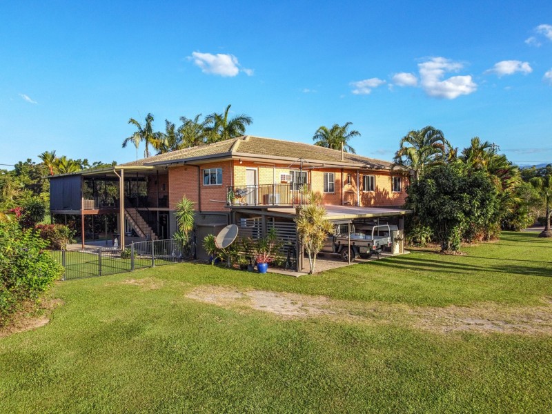 334 Miallo Bamboo Creek Road, Whyanbeel QLD 4873