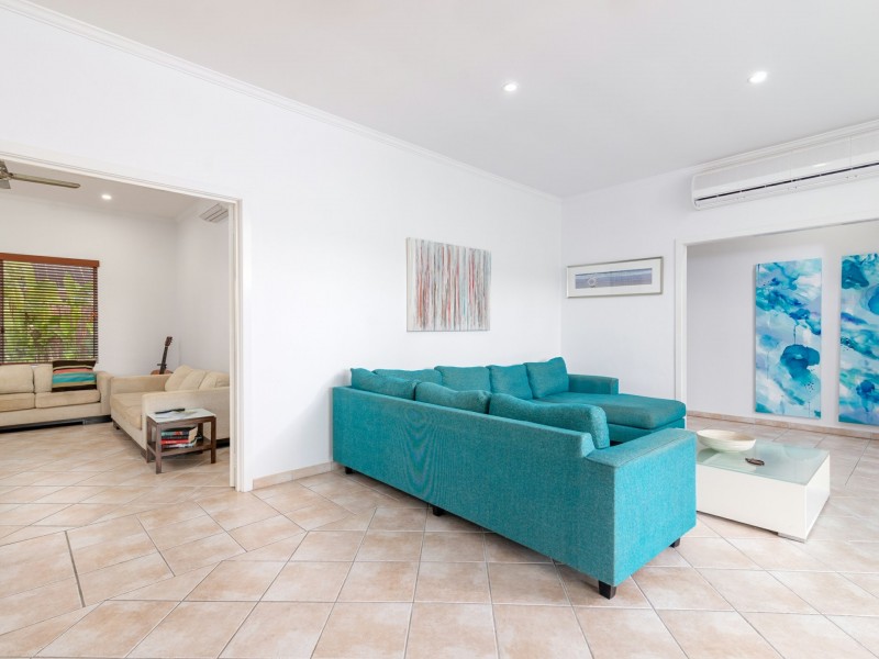 1 Sunbird Close, Port Douglas QLD 4877