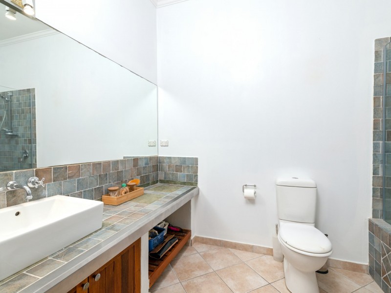 1 Sunbird Close, Port Douglas QLD 4877