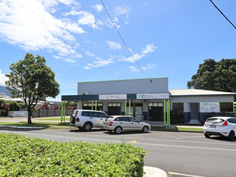 11 Johnston Road, Mossman QLD 4873