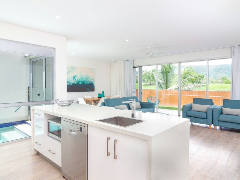 8 Pool/19 St Crispins Avenue, Port Douglas QLD 4877