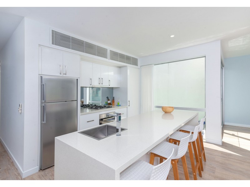 8 Pool/19 St Crispins Avenue, Port Douglas QLD 4877