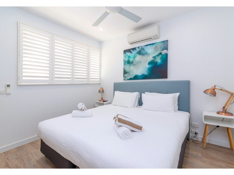 8 Pool/19 St Crispins Avenue, Port Douglas QLD 4877