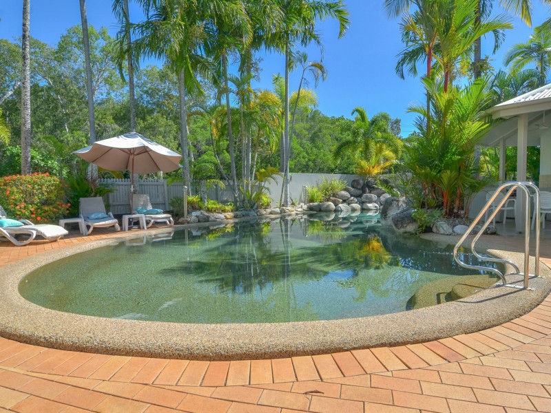 4 Queenslander/8-10 Mudlo Street, Port Douglas QLD 4877