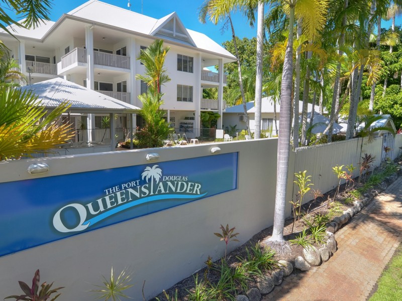 4 Queenslander/8-10 Mudlo Street, Port Douglas QLD 4877