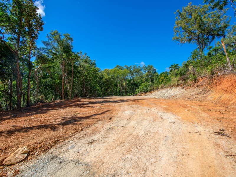 332 Mowbray River Road, Mowbray QLD 4877