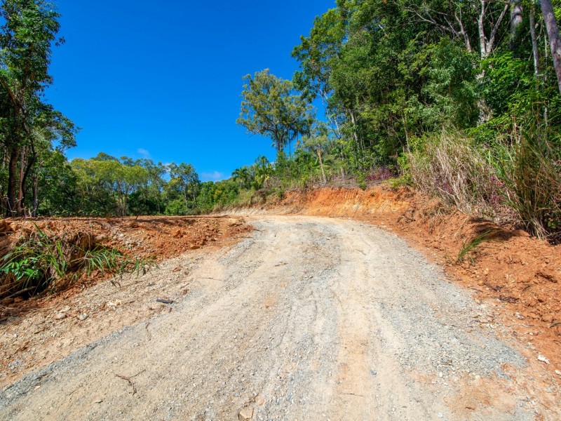 332 Mowbray River Road, Mowbray QLD 4877