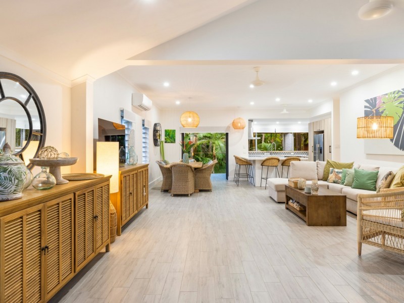 17 Sand Street, Port Douglas QLD 4877
