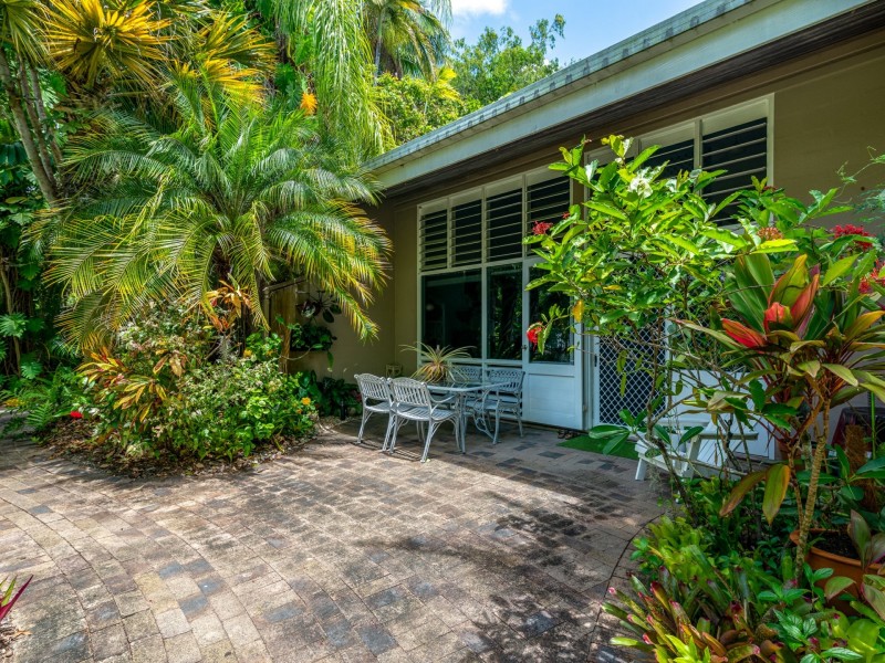 6 Nirvana/25 Langley Road, Port Douglas QLD 4877
