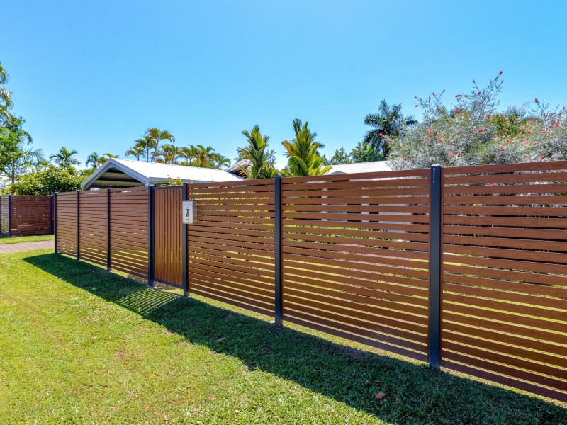 7 Endeavour Street, Port Douglas QLD 4877