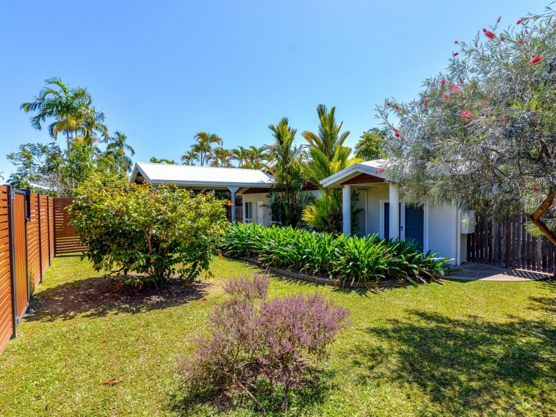 7 Endeavour Street, Port Douglas QLD 4877