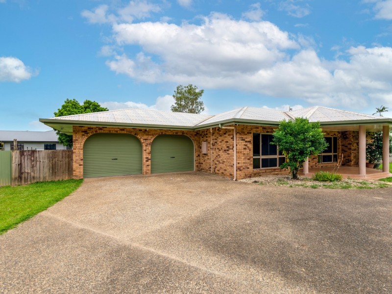 8 Jones Street, Mossman QLD 4873