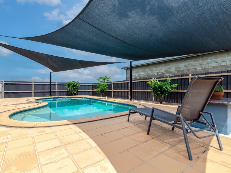 18 Andrews Street, Newell QLD 4873