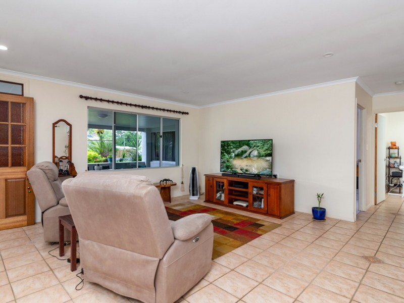 18 Andrews Street, Newell QLD 4873