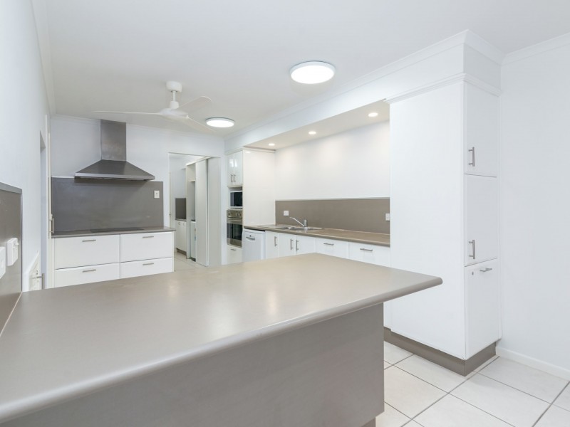 8 Fronds/33-39 Nautilus Street, Port Douglas QLD 4877