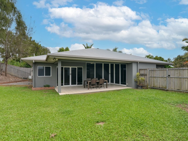 21 Dulku Close, Craiglie QLD 4877