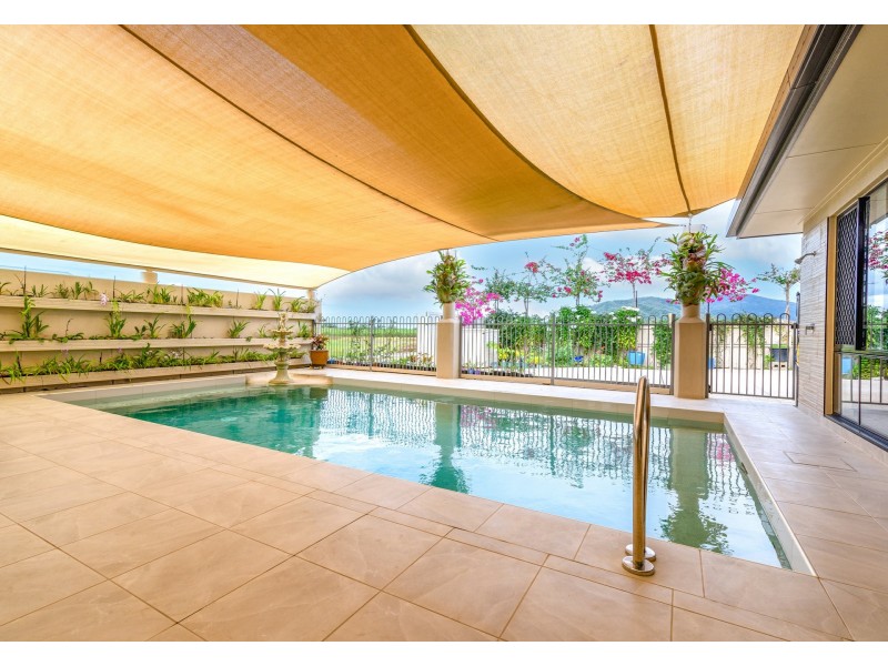 31 Milman Drive, Port Douglas QLD 4877