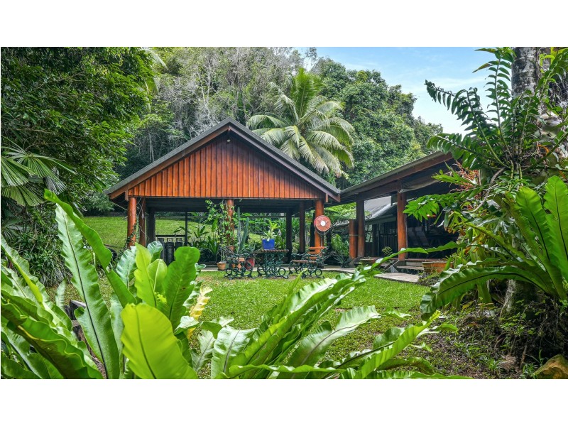 257 Cape Kimberley Road, Daintree QLD 4873