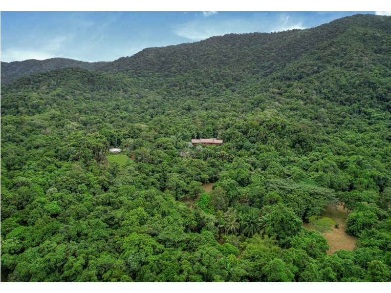 257 Cape Kimberley Road, Daintree QLD 4873