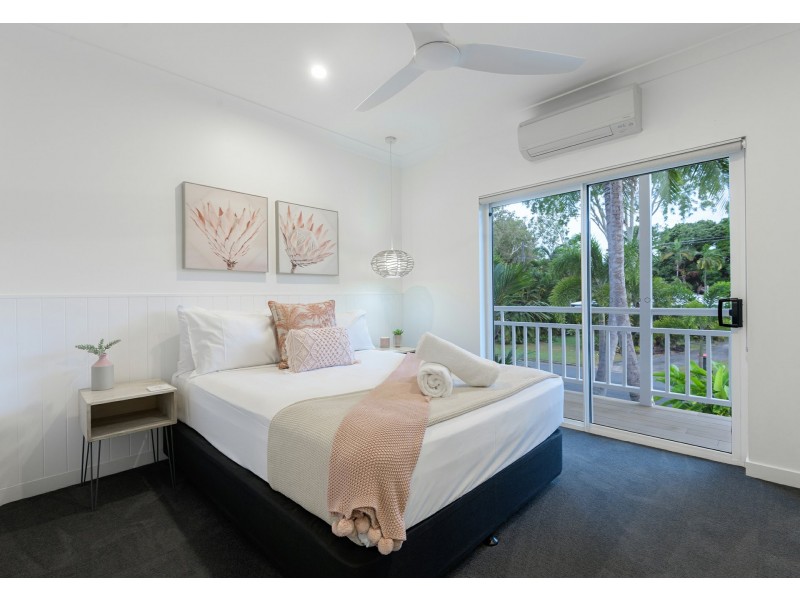 6 Sorrento Crescent, Port Douglas QLD 4877