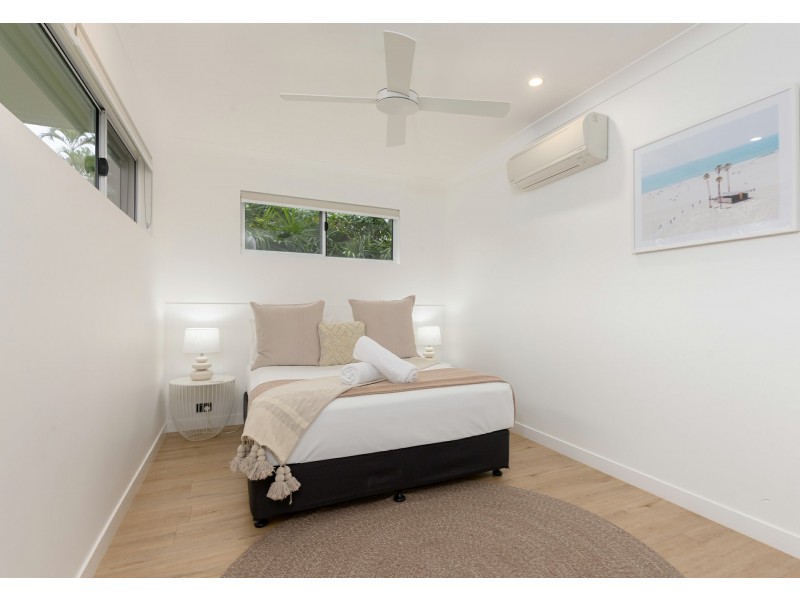 6 Sorrento Crescent, Port Douglas QLD 4877