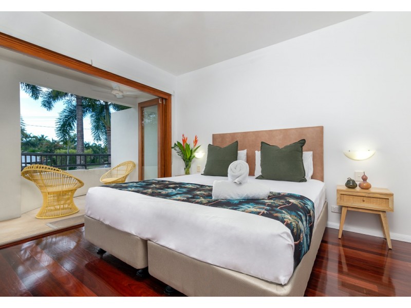 2 Templemoon/18 Limpet Avenue, Port Douglas QLD 4877