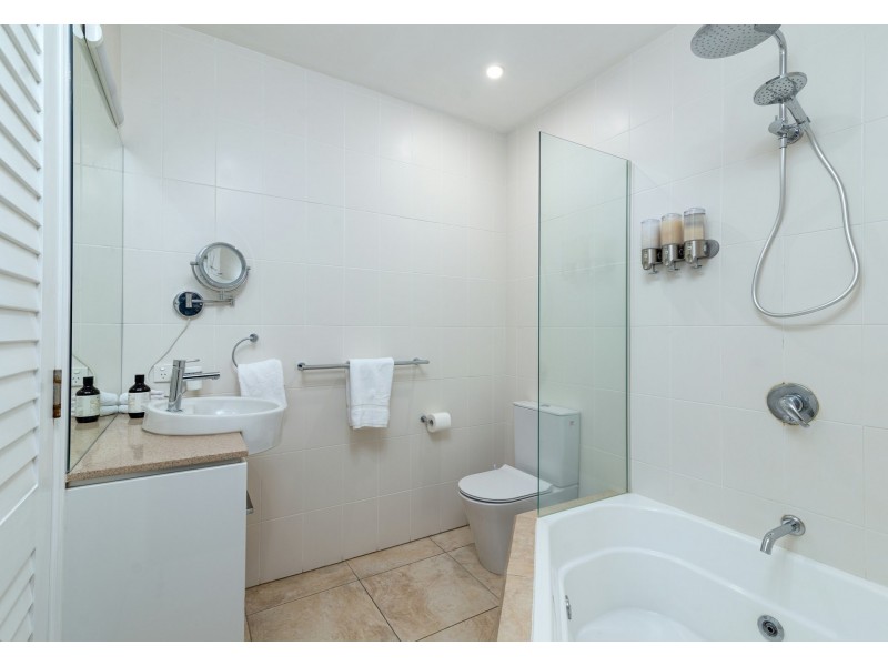 2 Templemoon/18 Limpet Avenue, Port Douglas QLD 4877