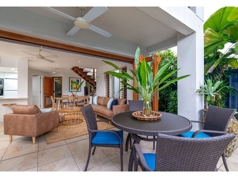 2 Templemoon/18 Limpet Avenue, Port Douglas QLD 4877