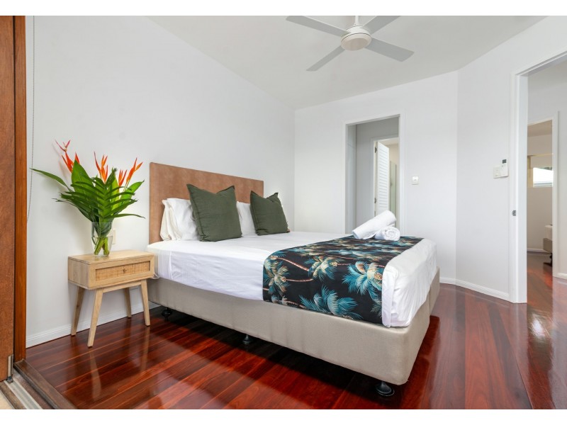 2 Templemoon/18 Limpet Avenue, Port Douglas QLD 4877