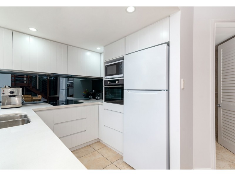 2 Templemoon/18 Limpet Avenue, Port Douglas QLD 4877