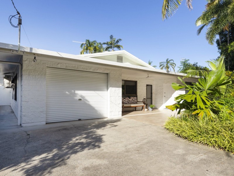 4 Mitre Street, Port Douglas QLD 4877
