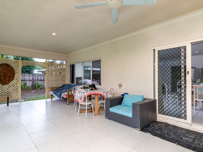 9 Forest Glen Drive, Mossman QLD 4873