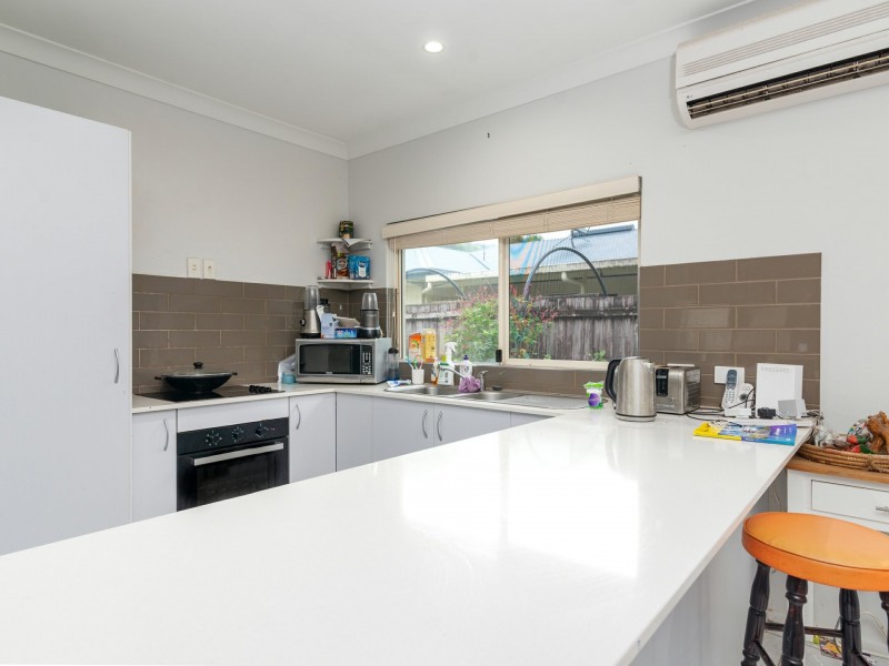 9 Forest Glen Drive, Mossman QLD 4873