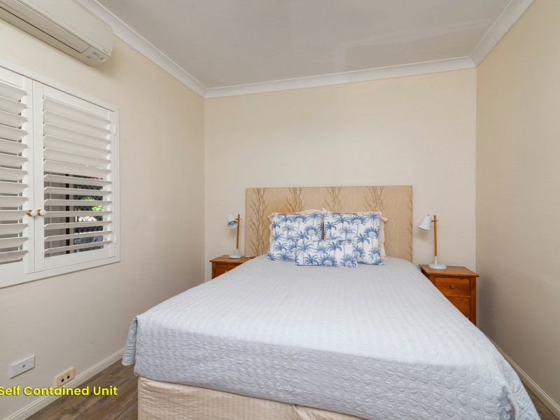 65 Ocean View Road, Port Douglas QLD 4877