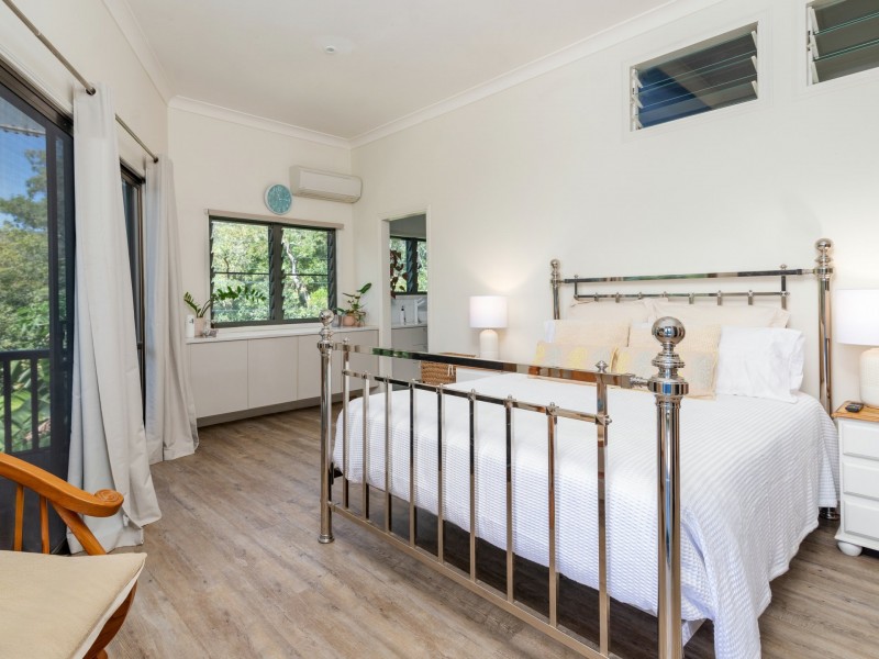 65 Ocean View Road, Port Douglas QLD 4877