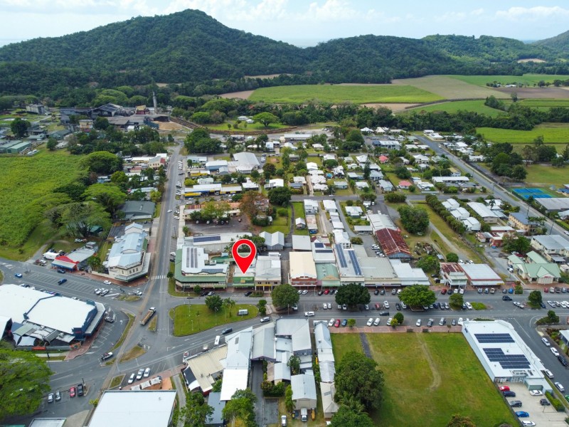 4 Front Street, Mossman QLD 4873