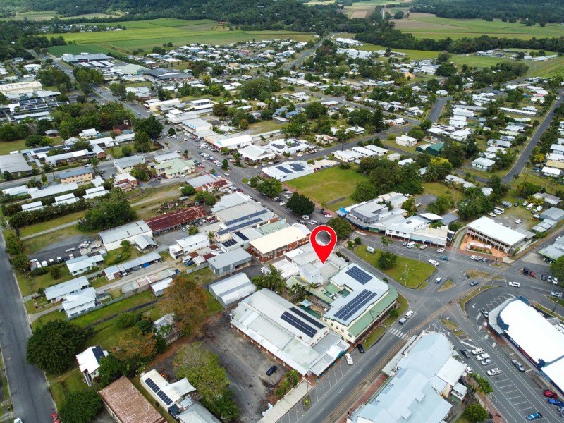4 Front Street, Mossman QLD 4873