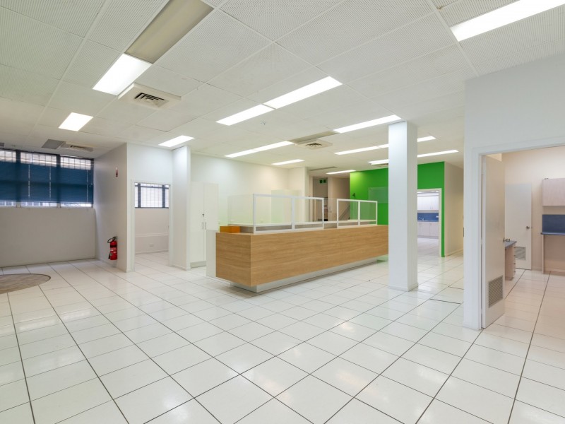 4 Front Street, Mossman QLD 4873